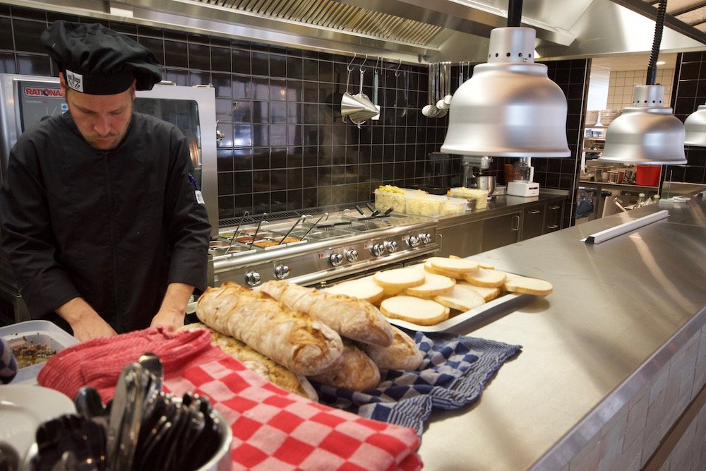 Pasta kantine Breda Stappen & Shoppen Breda City App